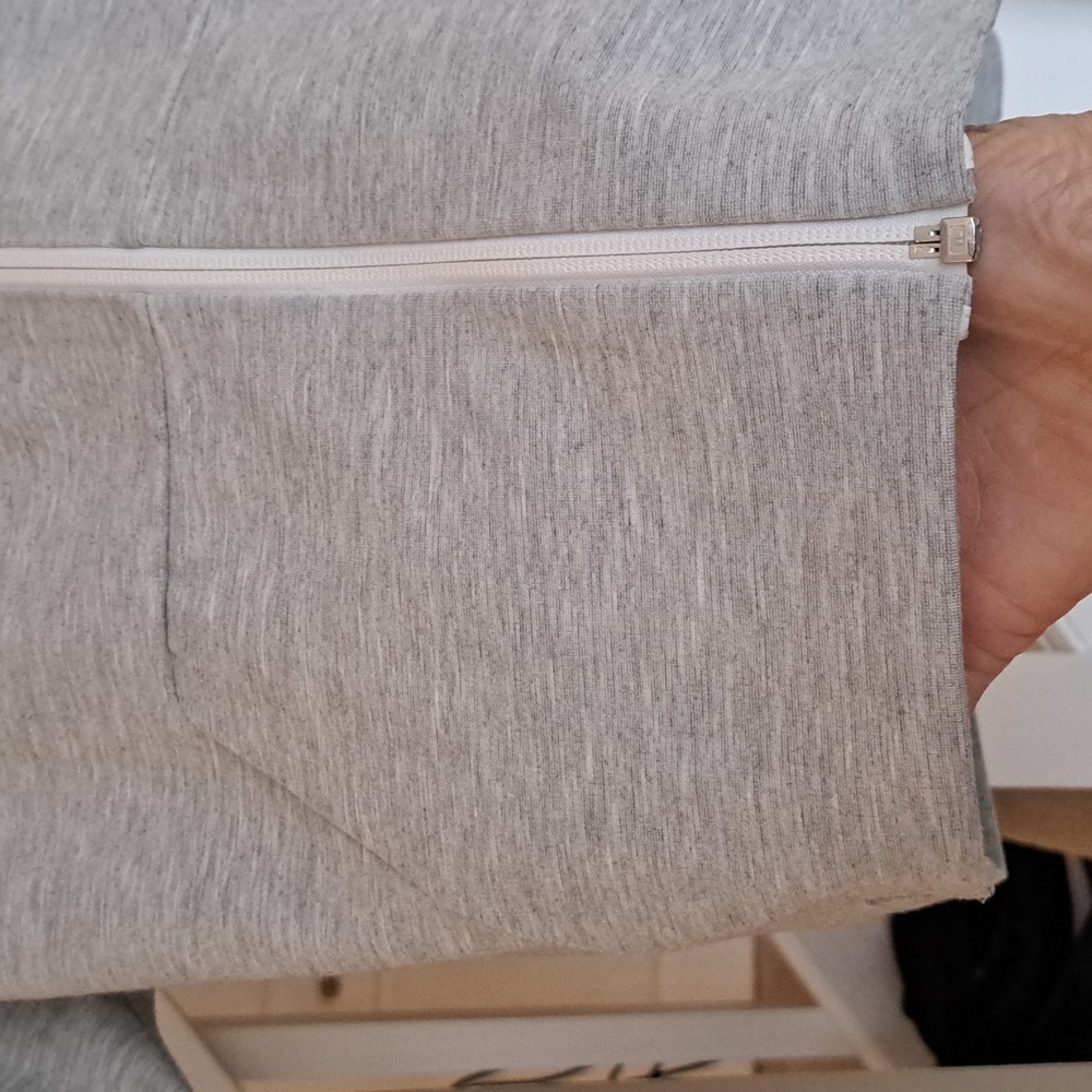 Lululemon Heather Grey Scuba No Band Waist Hoodie Sz4 Like New - Picture 3 of 10